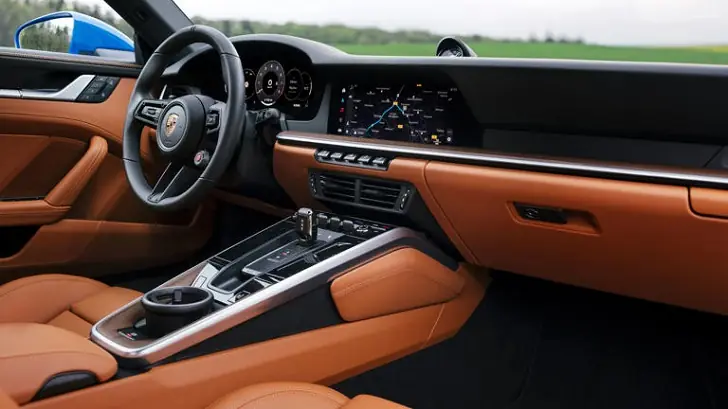 Why does everyone love Porsche.